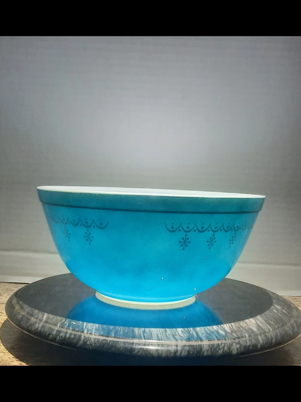 Pyrex Blue Garland Snowflake Mixing Bowl Set